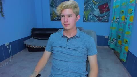 Snapshot of patrik027 chatting on October 2025 07:03:02 PM .... online show from October 2025 07:03:02 PM