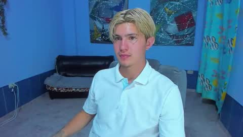 Snapshot of patrik027 chatting on October 2025 03:28:02 AM .... online show from October 2025 03:28:02 AM