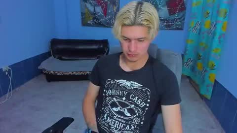 Snapshot of patrik027 chatting on November 2025 03:41:01 AM .... online show from November 2025 03:41:01 AM