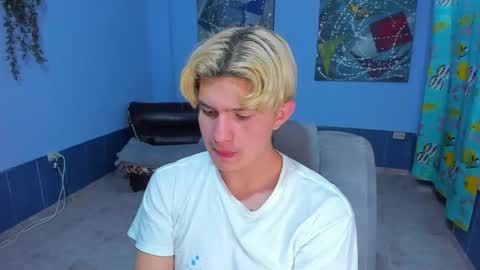 Snapshot of patrik027 chatting on November 2025 07:38:02 AM .... online show from November 2025 07:38:02 AM