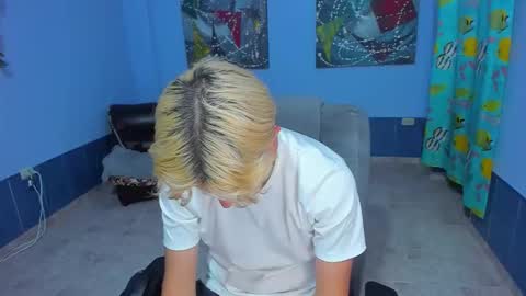 Snapshot of patrik027 chatting on November 2025 08:36:02 PM .... online show from November 2025 08:36:02 PM