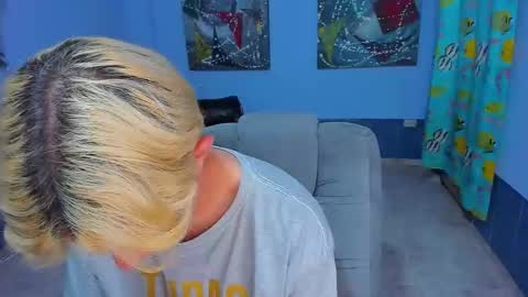 Snapshot of patrik027 chatting on November 2025 06:34:02 PM .... online show from November 2025 06:34:02 PM