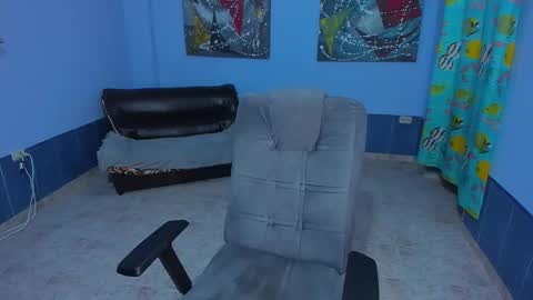 Snapshot of patrik027 chatting on November 2025 08:25:02 AM .... online show from November 2025 08:25:02 AM