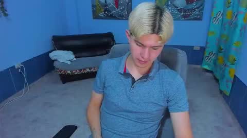 Snapshot of patrik027 chatting on November 2025 07:00:02 AM .... online show from November 2025 07:00:02 AM