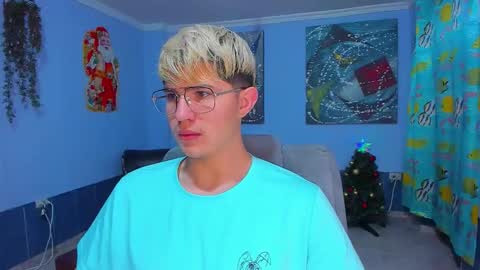 Snapshot of patrik027 chatting on December 2025 10:20:02 AM .... online show from December 2025 10:20:02 AM