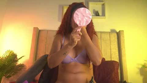 Snapshot of patty_m chatting on November 2025 12:05:02 PM patty online show from November 2025 12:05:02 PM