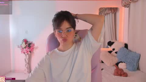 Sofa online show from February 2025 07:29:01 AM