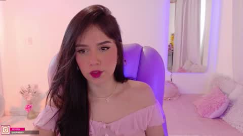 Sofa online show from October 2025 08:18:02 PM