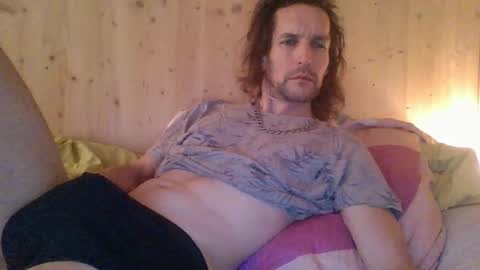 Snapshot of paueriwan chatting on February 2025 11:01:02 AM paueriwan online show from February 2025 11:01:02 AM