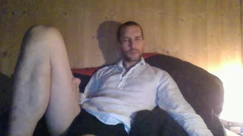 Snapshot of paueriwan chatting on March 2025 11:05:01 PM paueriwan online show from March 2025 11:05:01 PM