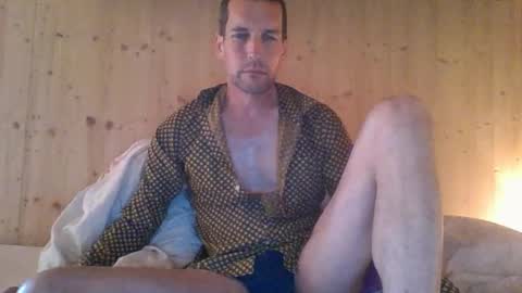 Snapshot of paueriwan chatting on September 2025 08:29:02 AM paueriwan online show from September 2025 08:29:02 AM