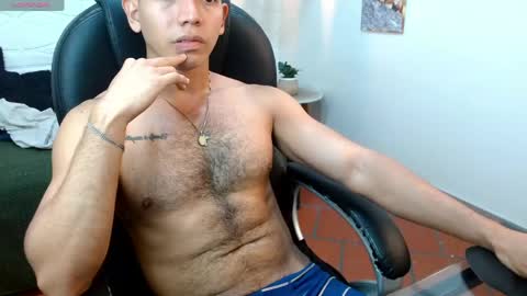Snapshot of paul_cros chatting on June 2026 11:24:02 AM paul_cros online show from June 2026 11:24:02 AM