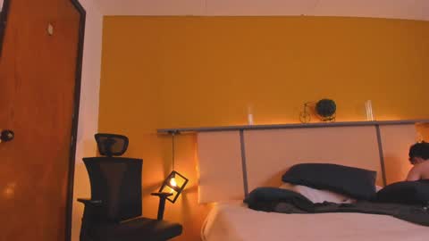 Snapshot of paul_evanss chatting on December 2024 05:29:02 PM Paul online show from December 2024 05:29:02 PM