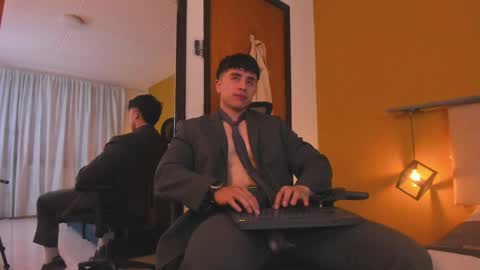 Snapshot of paul_evanss chatting on December 2024 02:10:01 PM Paul online show from December 2024 02:10:01 PM