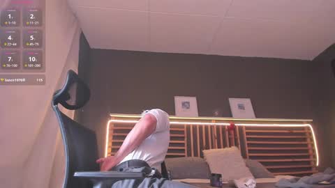 Snapshot of paul_evanss chatting on March 2025 03:31:01 PM Paul online show from March 2025 03:31:01 PM