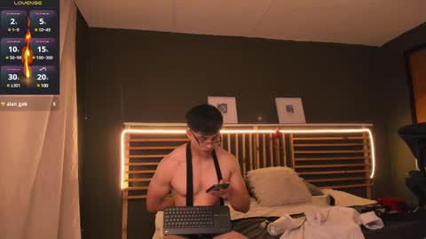 Snapshot of paul_evanss chatting on March 2025 03:29:02 PM Paul online show from March 2025 03:29:02 PM