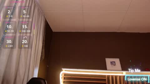 Snapshot of paul_evanss chatting on October 2025 01:07:02 PM Paul online show from October 2025 01:07:02 PM