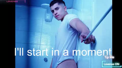 Snapshot of paul_evanss chatting on December 2025 12:42:02 PM Paul online show from December 2025 12:42:02 PM