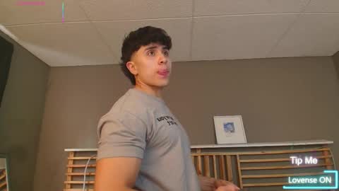 Paul online show from April 2026 07:58:02 PM