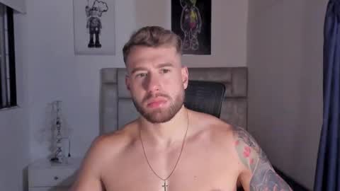 PAUL ROGER online show from October 2025 07:42:01 AM