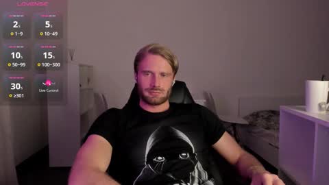 Snapshot of paul_rolex_ chatting on March 2026 11:21:02 PM Paul Rolex Jane online show from March 2026 11:21:02 PM