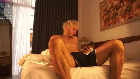 Snapshot of paul_rubini chatting on April 2026 04:38:02 AM Paul online show from April 2026 04:38:02 AM