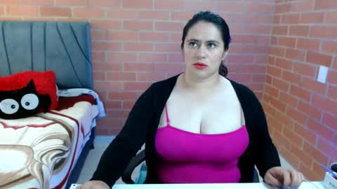 Snapshot of paula__117 chatting on July 2026 08:11:02 PM paula__117 online show from July 2026 08:11:02 PM