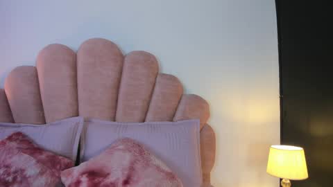 Snapshot of paula__evans chatting on April 2026 10:57:02 AM Paula online show from April 2026 10:57:02 AM