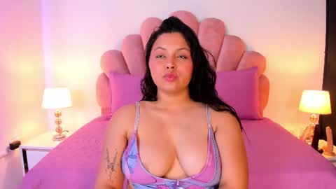 Paula   online show from July 2026 08:11:01 PM