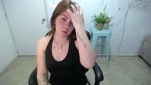 Paula online show from December 2024 12:45:01 PM