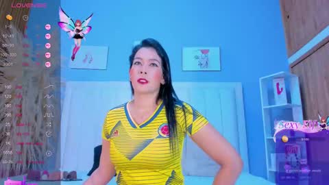 Pau online show from February 2025 01:21:02 PM