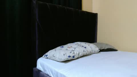 paualah online show from April 2026 04:36:02 PM