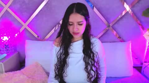 Snapshot of paulette_dupont_ chatting on December 2025 04:41:02 AM paulette_dupont_ online show from December 2025 04:41:02 AM