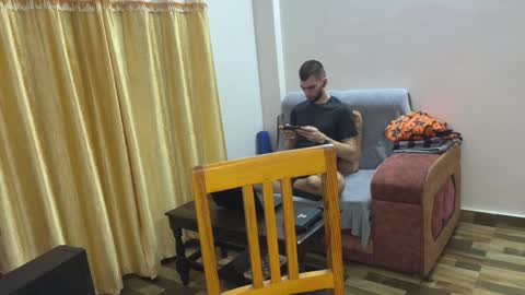 Isla  Chase online show from January 2025 06:28:02 PM