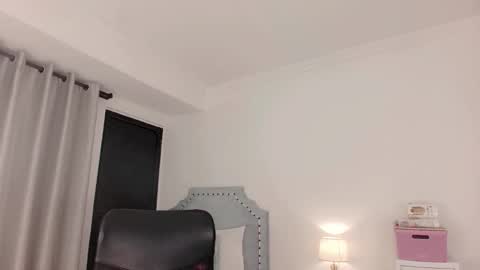 Snapshot of paulina_doll_ chatting on February 2026 03:21:02 AM Paulina online show from February 2026 03:21:02 AM