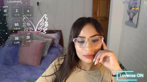 Snapshot of paulina_galvis2700 chatting on June 2026 04:51:01 PM paulina online show from June 2026 04:51:01 PM