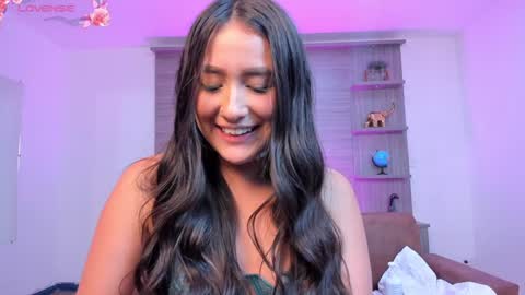 Snapshot of paulina_sweett chatting on January 2025 04:43:02 PM Paulina online show from January 2025 04:43:02 PM