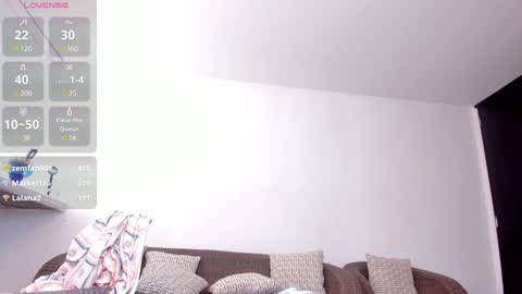 Snapshot of paulina_sweett chatting on February 2025 06:26:02 PM Paulina online show from February 2025 06:26:02 PM