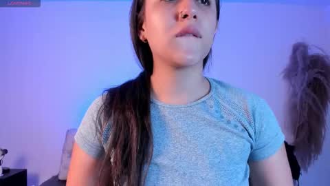 Snapshot of paulina_sweett chatting on September 2025 12:32:01 PM Paulina online show from September 2025 12:32:01 PM