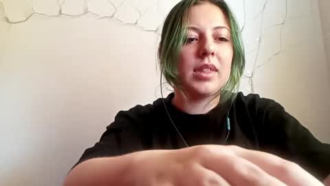 Snapshot of paulinatrembinski chatting on May 2026 08:30:01 AM Kate online show from May 2026 08:30:01 AM