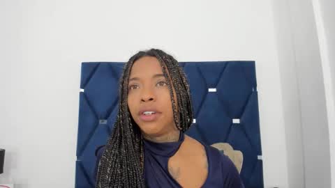 Snapshot of pauline_fox chatting on October 2025 02:37:02 AM Pauline online show from October 2025 02:37:02 AM