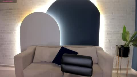 Pauline Sanz online show from June 2026 07:05:01 PM