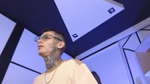 Snapshot of paulo527 chatting on March 2026 05:24:01 AM Paulo online show from March 2026 05:24:01 AM