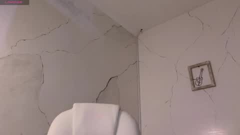 Snapshot of paulo527 chatting on April 2026 11:18:01 PM Paulo online show from April 2026 11:18:01 PM