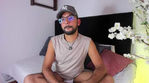Snapshot of paulodasilva_ chatting on June 2026 08:43:01 PM Paulo Da Silva online show from June 2026 08:43:01 PM