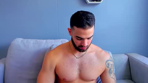 Paul Phoenix online show from October 2025 06:52:02 PM