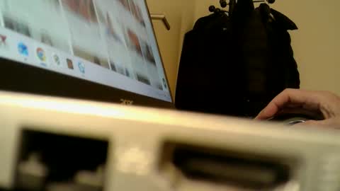 Snapshot of paultje7171 chatting on December 2025 07:07:02 PM Paul online show from December 2025 07:07:02 PM