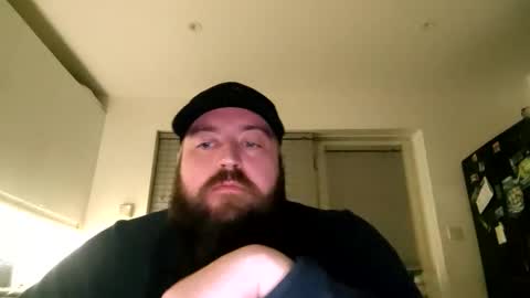 pauluk24 online show from December 2025 12:08:01 AM