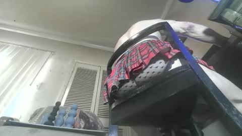 Snapshot of paulvert chatting on January 2026 09:18:02 PM Paulvert online show from January 2026 09:18:02 PM