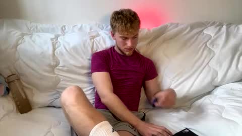 Snapshot of pavelrey chatting on March 2026 01:04:02 PM Pavel online show from March 2026 01:04:02 PM